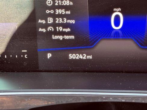 Used 2022 Volkswagen Tiguan SE R-Line image 20