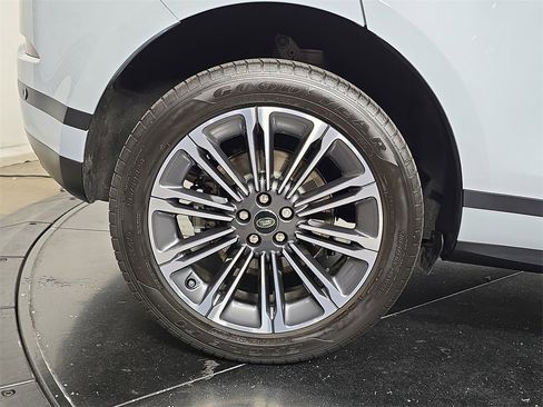 Used 2024 Land Rover Range Rover Evoque S image 29