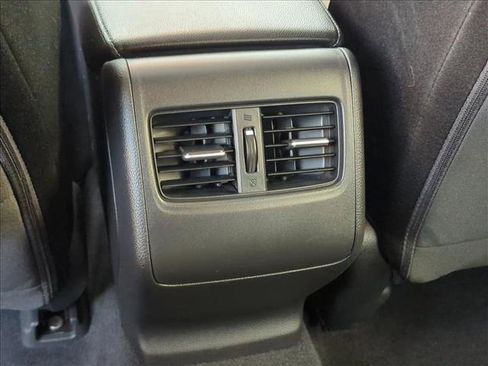 Used 2019 Honda Accord EX image 18