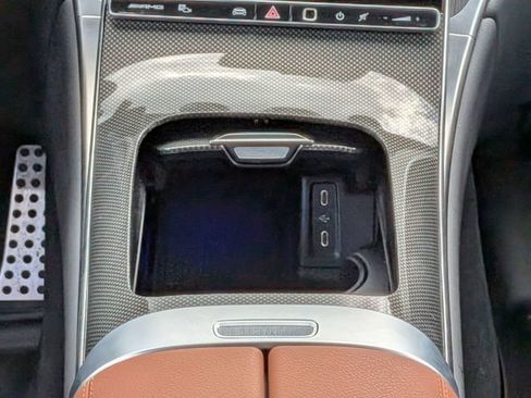 Used 2025 Mercedes-Benz GLC 43 AMG 4MATIC image 24