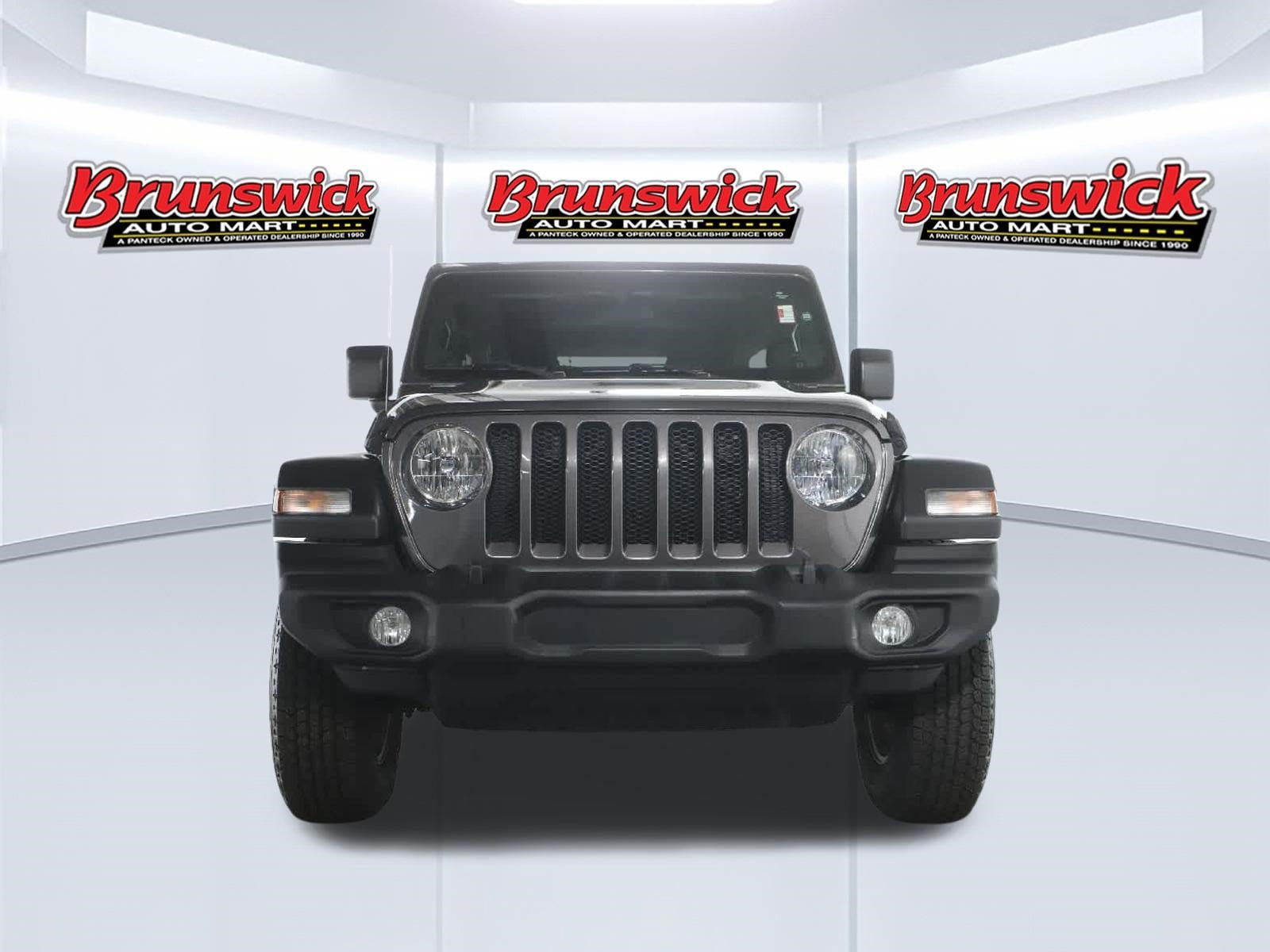 Used 2021 Jeep Wrangler Unlimited Sport AWD/4WD image 5