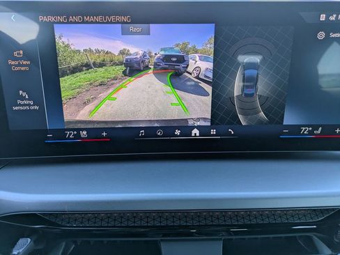New 2025 BMW 230i xDrive Coupe w/ Convenience Package AWD/4WD image 26