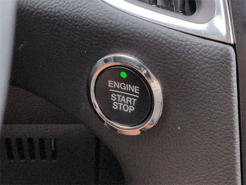 Certified 2024 Ford Edge Titanium w/ Titanium Elite Package image 28