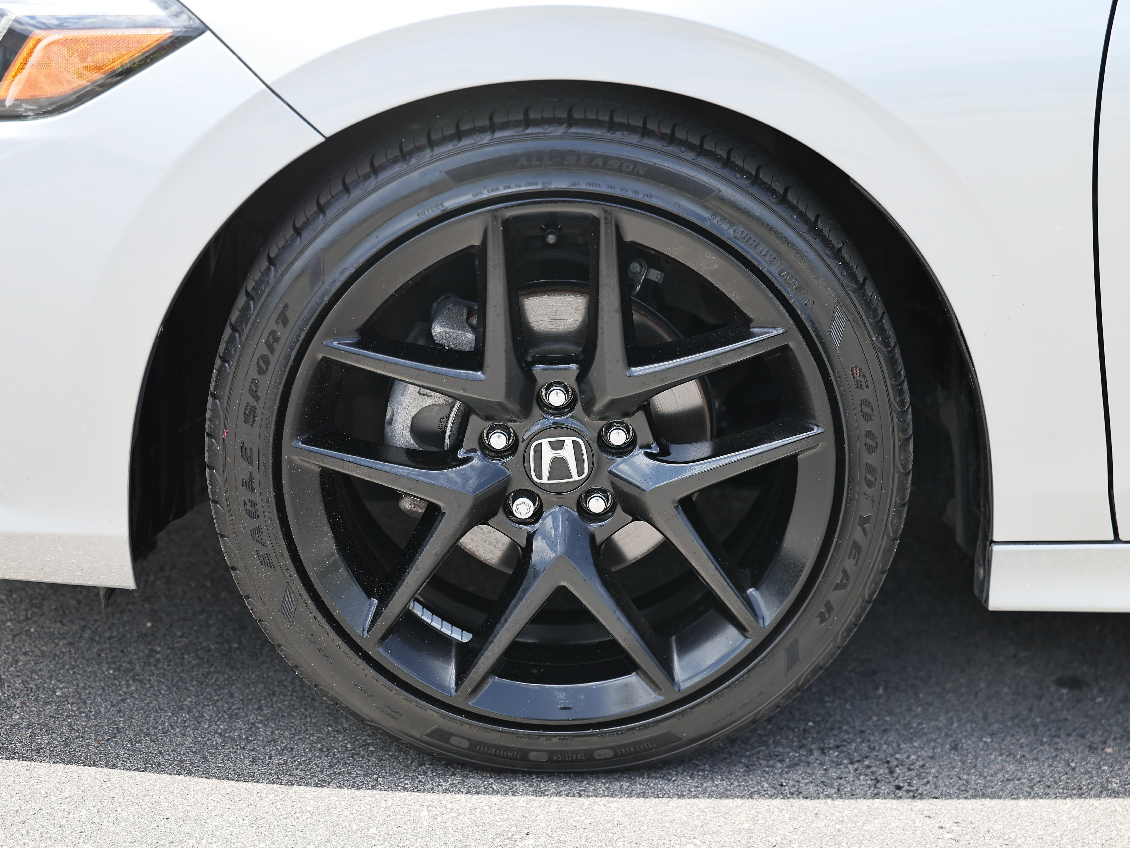 Used 2023 Honda Civic Sport image 5