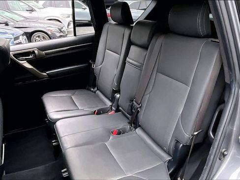 Used 2021 Lexus GX 460 Premium image 18