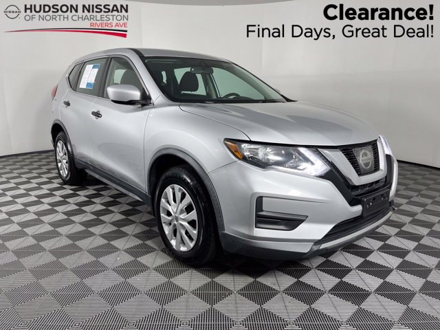 Used 2017 Nissan Rogue S AWD/4WD image 1