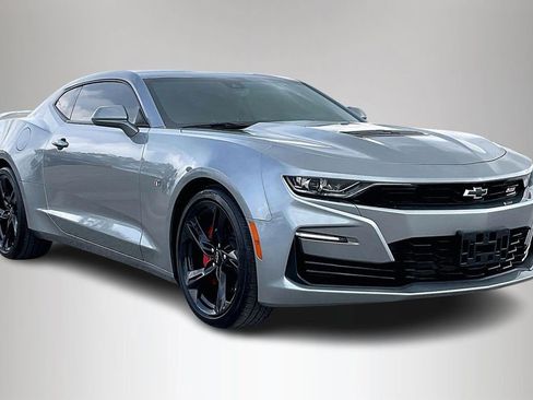 Used 2023 Chevrolet Camaro SS RWD image 1