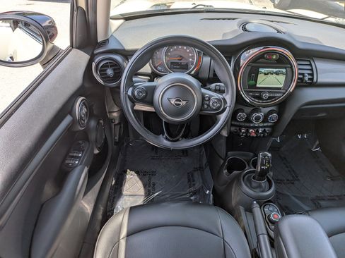 Used 2021 MINI Cooper 4-Door Hardtop w/ Storage Package FWD image 16