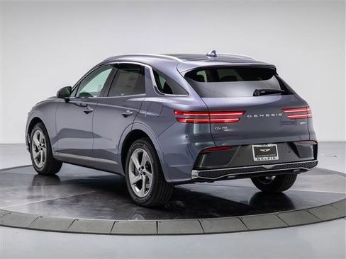New 2026 Genesis GV70 2.5T Advanced image 3