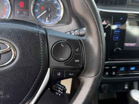 Used 2019 Toyota Corolla LE w/ Carpet Mat Package (TMS) FWD image 22