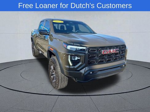 Used 2023 GMC Canyon Elevation w/ Elevation Premium Package AWD/4WD image 9