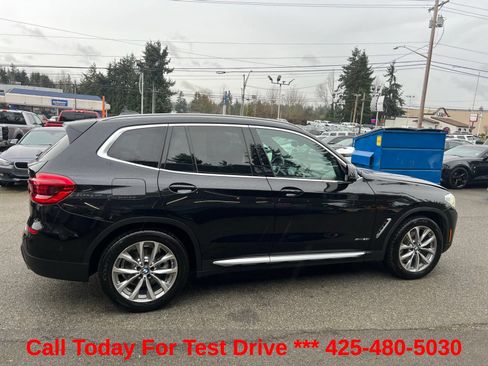 Used 2018 BMW X3 xDrive30i w/ Executive Package AWD/4WD image 7