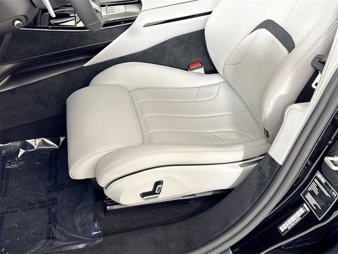 Certified 2025 Ferrari Purosangue image 17