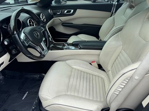 Used 2013 Mercedes-Benz SL 550 image 37
