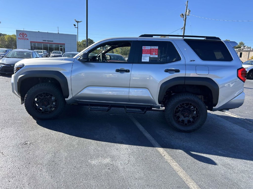 New 2026 Toyota 4Runner SR5 AWD/4WD image 6
