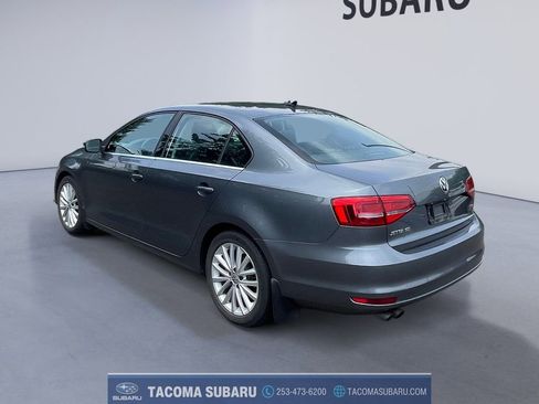 Used 2015 Volkswagen Jetta SE FWD image 3