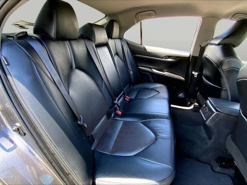 Used 2023 Toyota Camry XLE FWD image 19