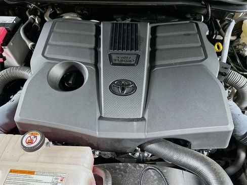 Used 2022 Toyota Tundra SR5 w/ TRD Sport Premium Package image 31