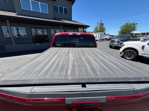 Used 2018 Ford F150 XLT w/ Equipment Group 302A Luxury AWD/4WD image 4