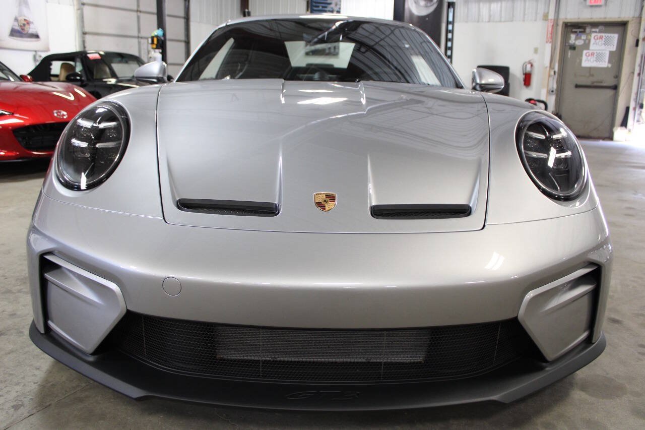 Used 2026 Porsche 911 GT3 RWD image 9