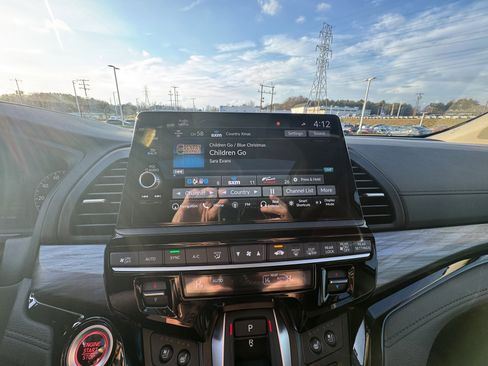 New 2026 Honda Odyssey Elite image 18