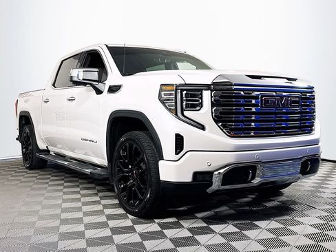 Used 2023 GMC Sierra 1500 Denali w/ Technology Package image 1