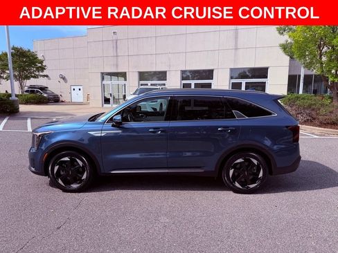 Used 2025 Kia Sorento SX Prestige AWD/4WD image 4