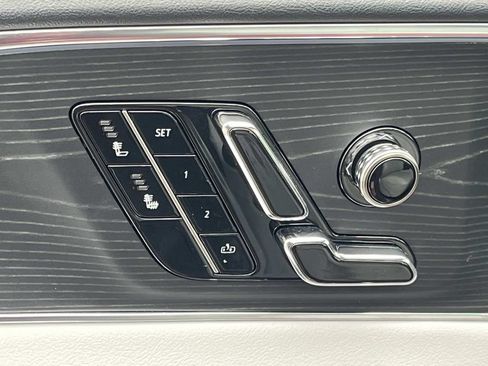 Certified 2024 Cadillac Lyriq Luxury RWD image 25