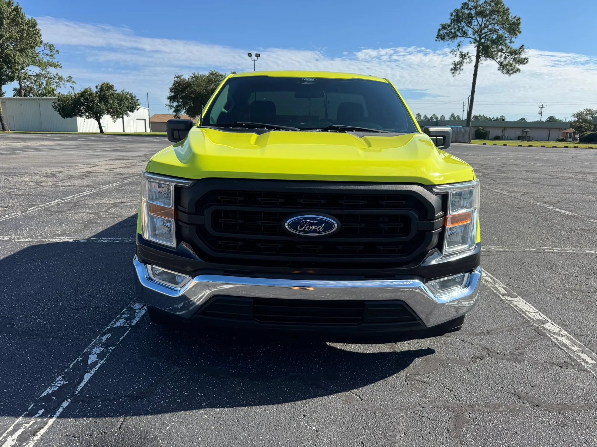Used 2022 Ford F150 XL w/ Equipment Group 101A High RWD image 3