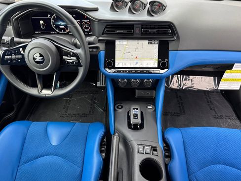 New 2024 Nissan Z Performance w/ Floor Mat Package image 13