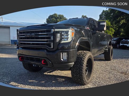 Used 2022 GMC Sierra 2500 AT4 w/ AT4 Premium Plus Package AWD/4WD image 3