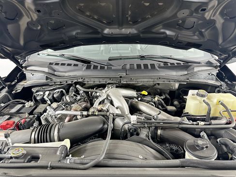 Used 2022 Ford F450 Lariat w/ Lariat Ultimate Package image 13