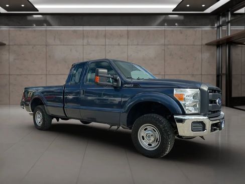 Used 2016 Ford F250 XL w/ Power Equipment Group AWD/4WD image 11