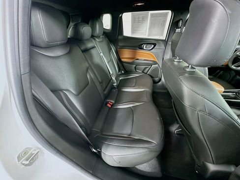 Certified 2024 Jeep Compass Limited image 37