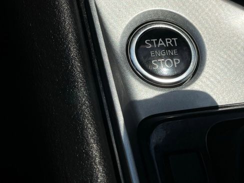 Used 2024 Nissan Altima 2.5 SV FWD image 17
