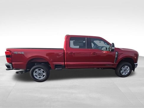 New 2026 Ford F250 XLT w/ XLT Premium Package AWD/4WD image 9
