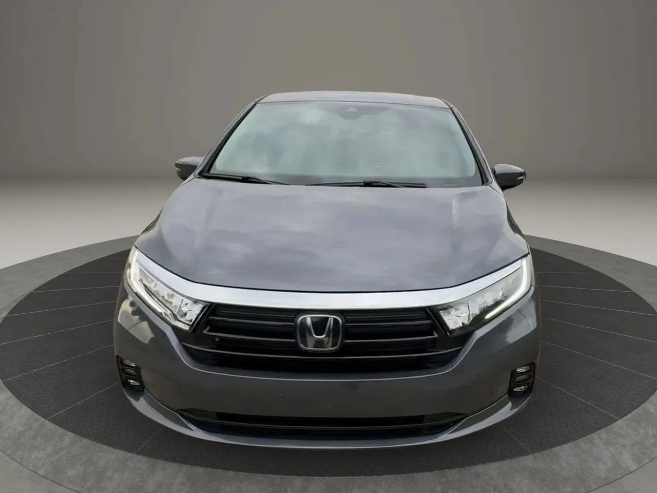 Used 2024 Honda Odyssey Elite image 2