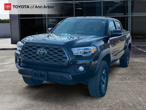 Used 2023 Toyota Tacoma TRD Off-Road w/ Advanced Technology Package image 7