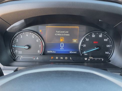 Used 2022 Ford Explorer XLT w/ Equipment Group 202A image 12