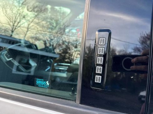 Used 2018 Ford F150 Lariat AWD/4WD image 8