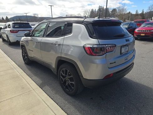 Used 2023 Jeep Compass Altitude w/ Convenience Group image 4