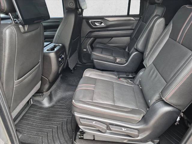 Used 2021 Chevrolet Suburban RST w/ Luxury Package AWD/4WD image 20