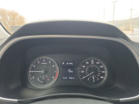 Used 2019 Hyundai Tucson SE image 22