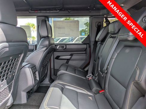 New 2025 Ford Bronco Badlands image 14