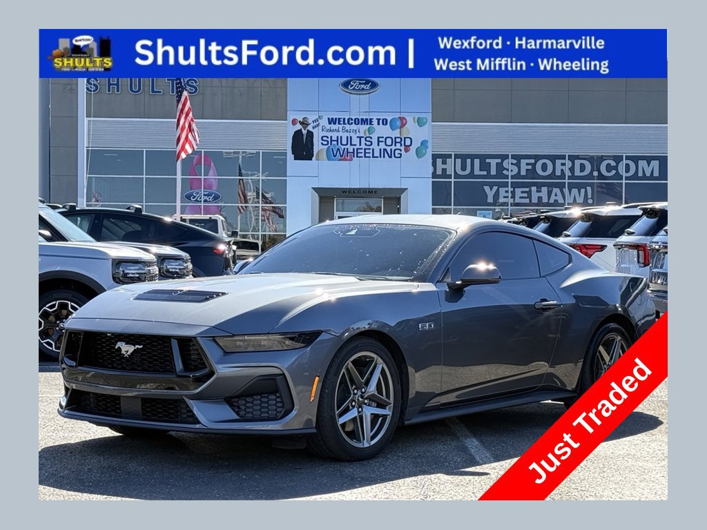 Used 2025 Ford Mustang GT RWD image 1
