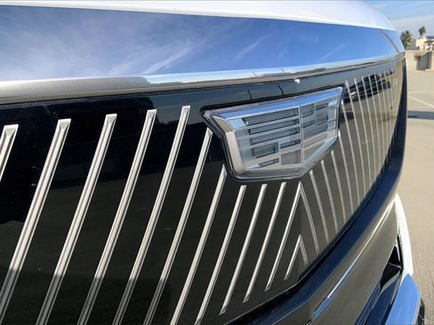 New 2026 Cadillac Escalade IQL Luxury image 37