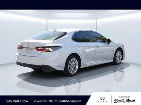 Used 2023 Toyota Camry LE image 6