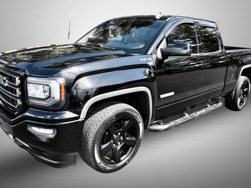 Used 2017 GMC Sierra 1500 4x4 Double Cab w/ Elevation Edition image 3
