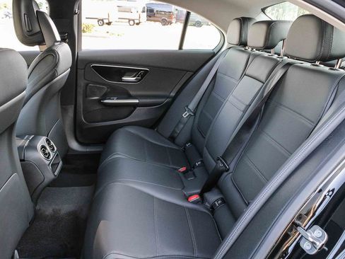 New 2026 Mercedes-Benz C 300 4MATIC Sedan image 18