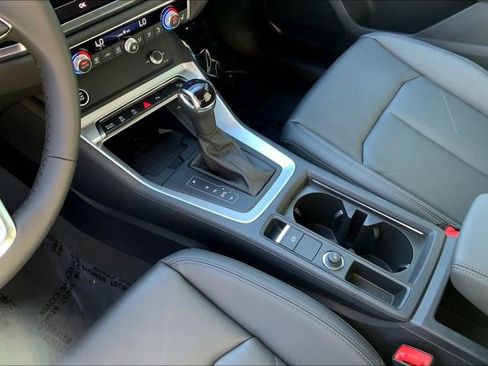 New 2025 Audi Q3 2.0T Premium image 7